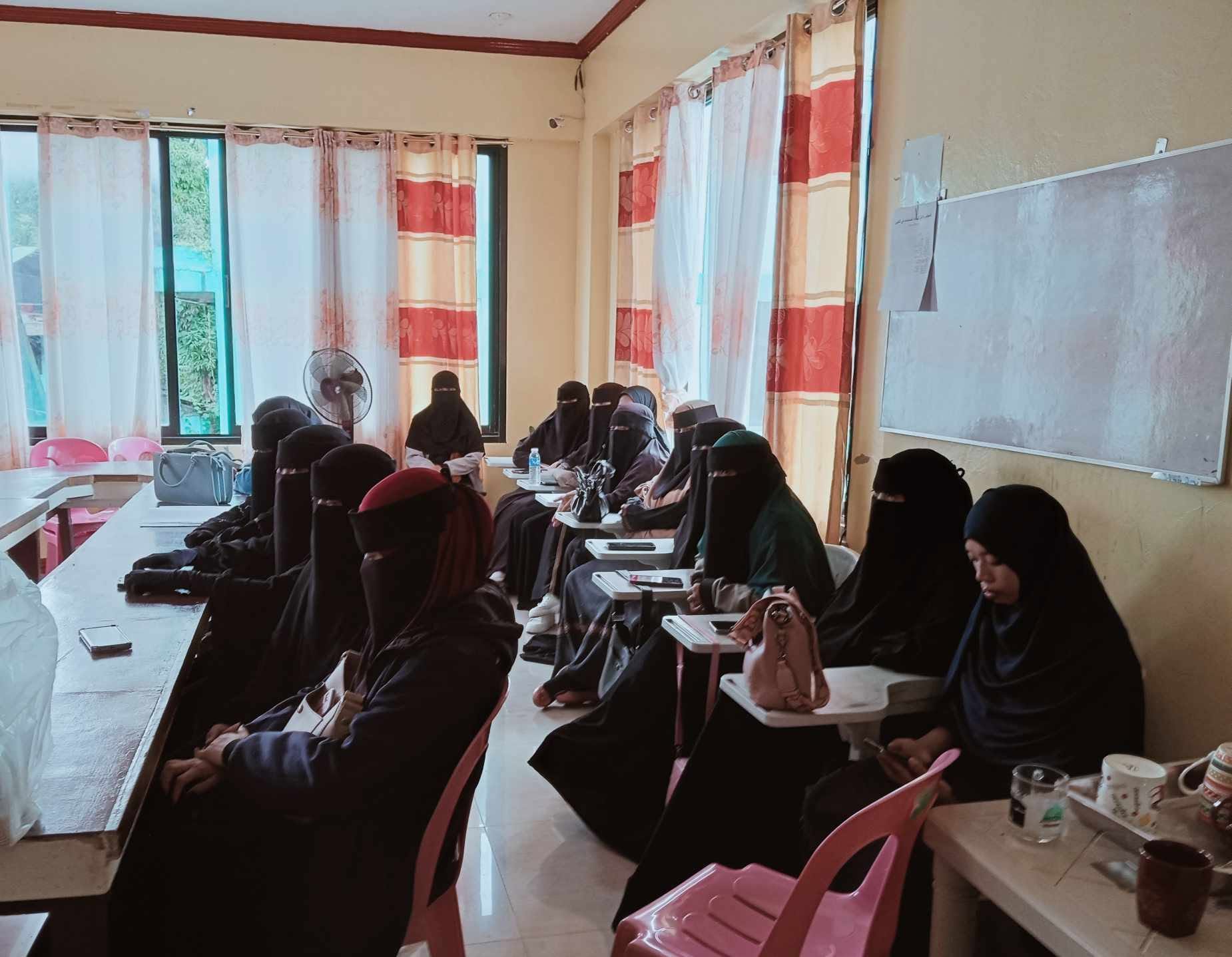 STUDENT SPONSORSHIP PROGRAMME — field photo 1.
